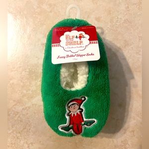 The Elf On The Shelf Fuzzy Babba Slipper Socks